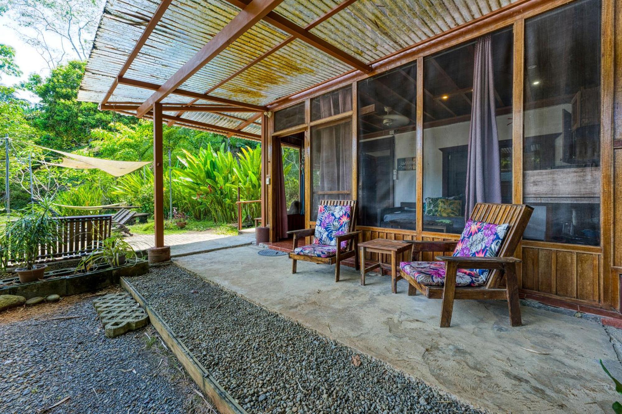 Bamboo River House And Hotel Dominical Kültér fotó