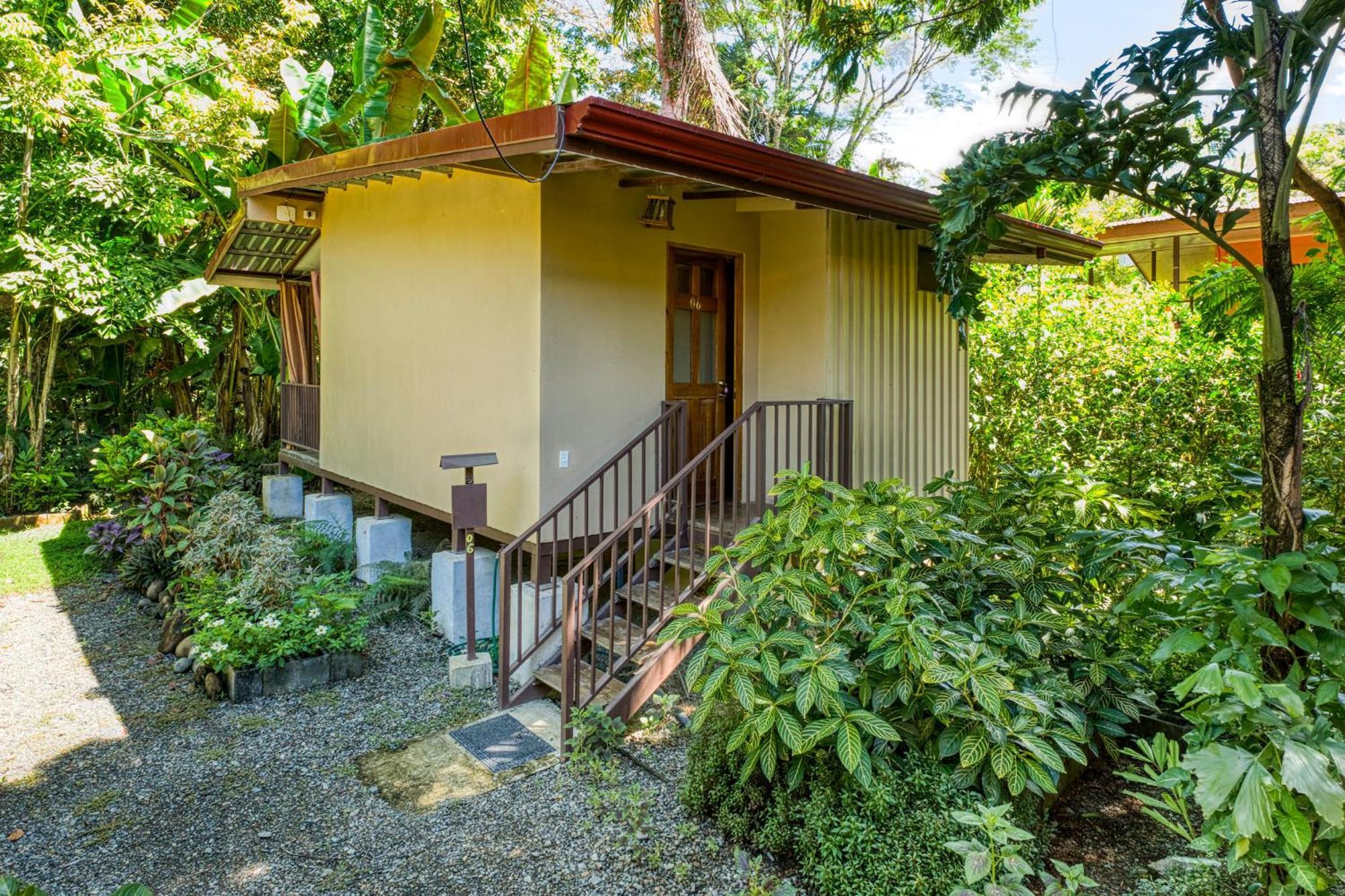 Bamboo River House And Hotel Dominical Kültér fotó