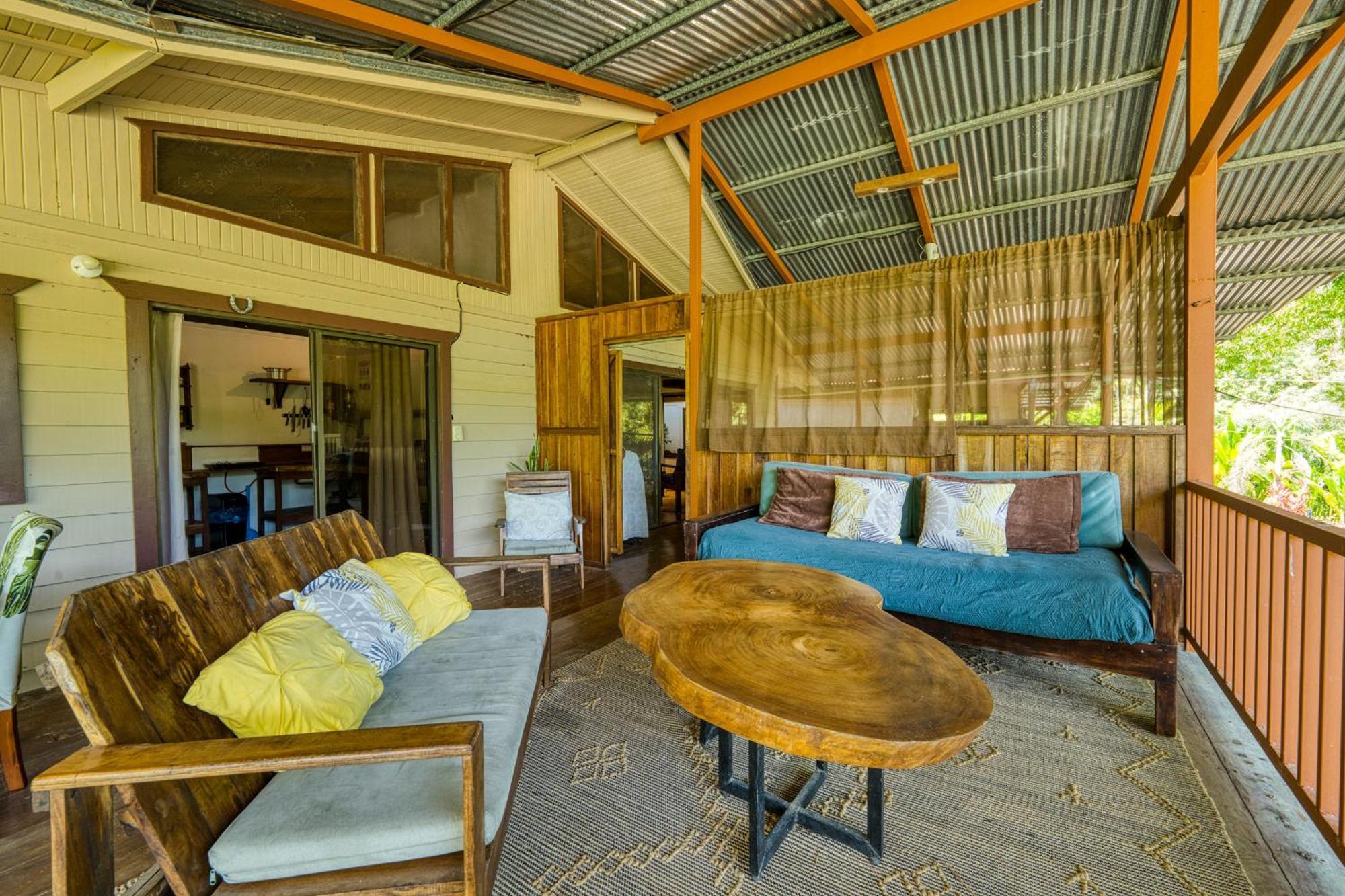 Bamboo River House And Hotel Dominical Kültér fotó